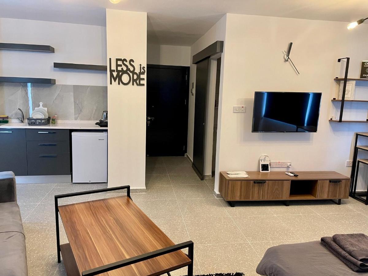 Mr. Studio In Ortakoy , North Nicosia + Wifi + Netflix Apartment Exterior foto