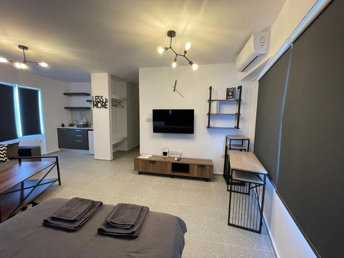 Mr. Studio In Ortakoy , North Nicosia + Wifi + Netflix Apartment Exterior foto